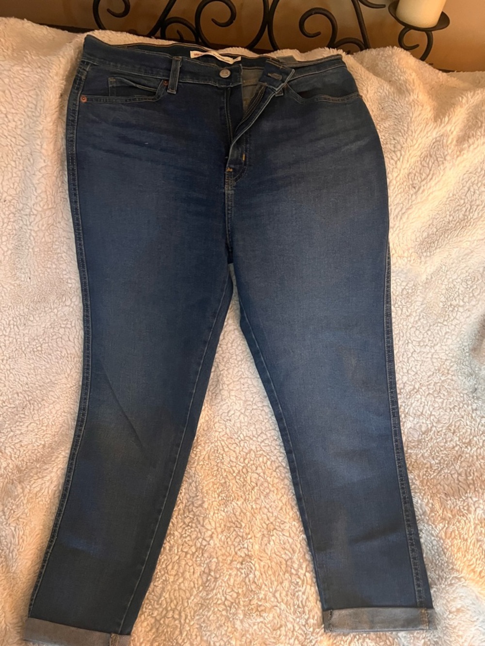 Dark Blue Women’s Stretch crop Jeans